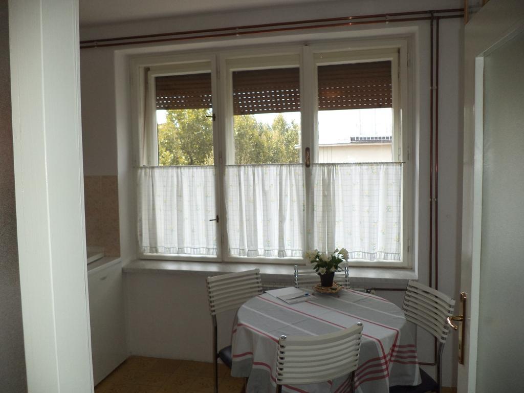 Apartment Poljak Zagreb Kamer foto